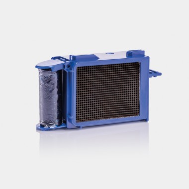 Ceramic honeycomb filter with in-cistern block